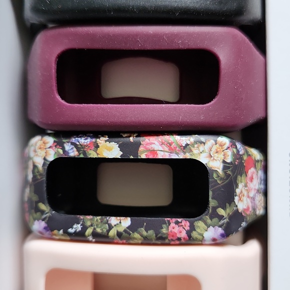 B-Active Interchangeable Fitness Tracker - Picture 3 of 9